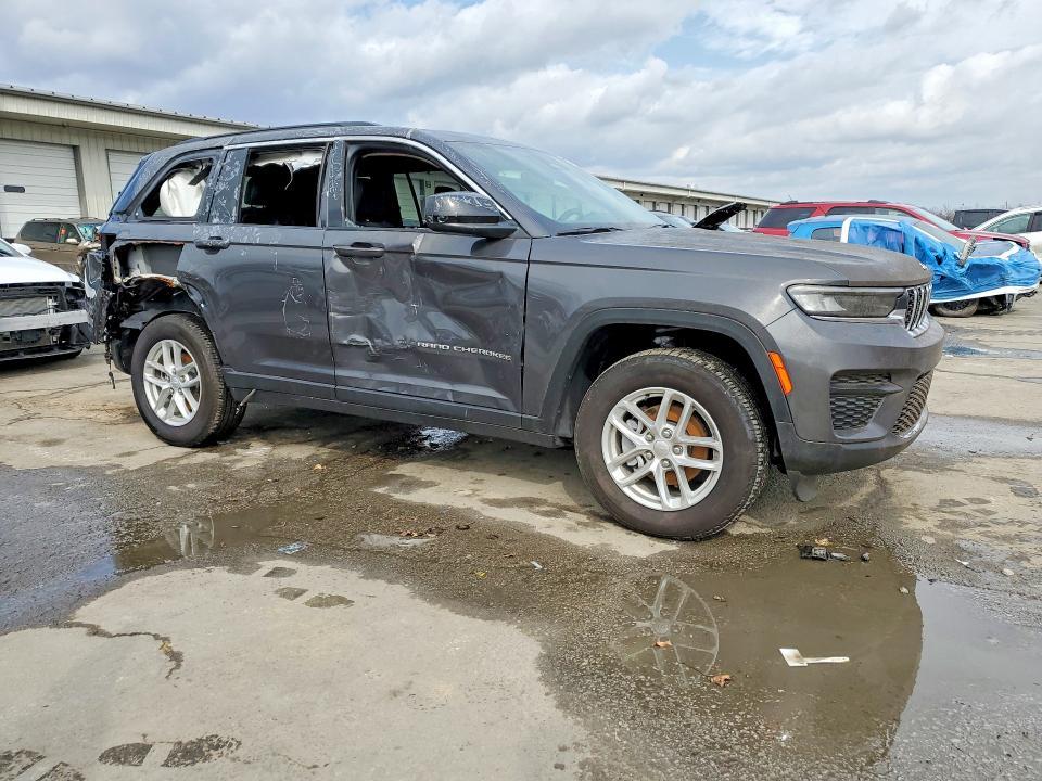 2024 Jeep Grand Cherokee Laredo