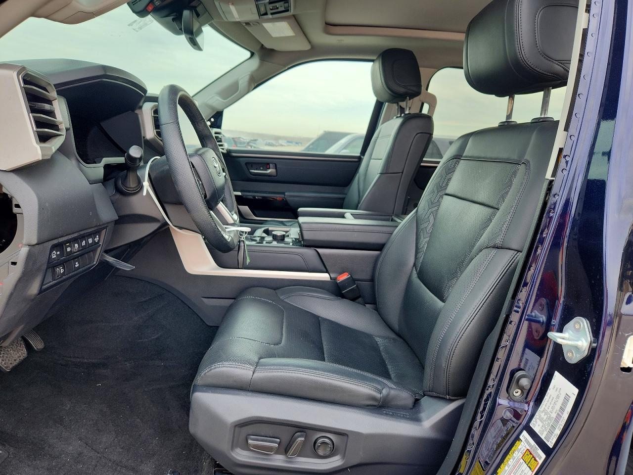 2023 Toyota Tundra Limited HV
