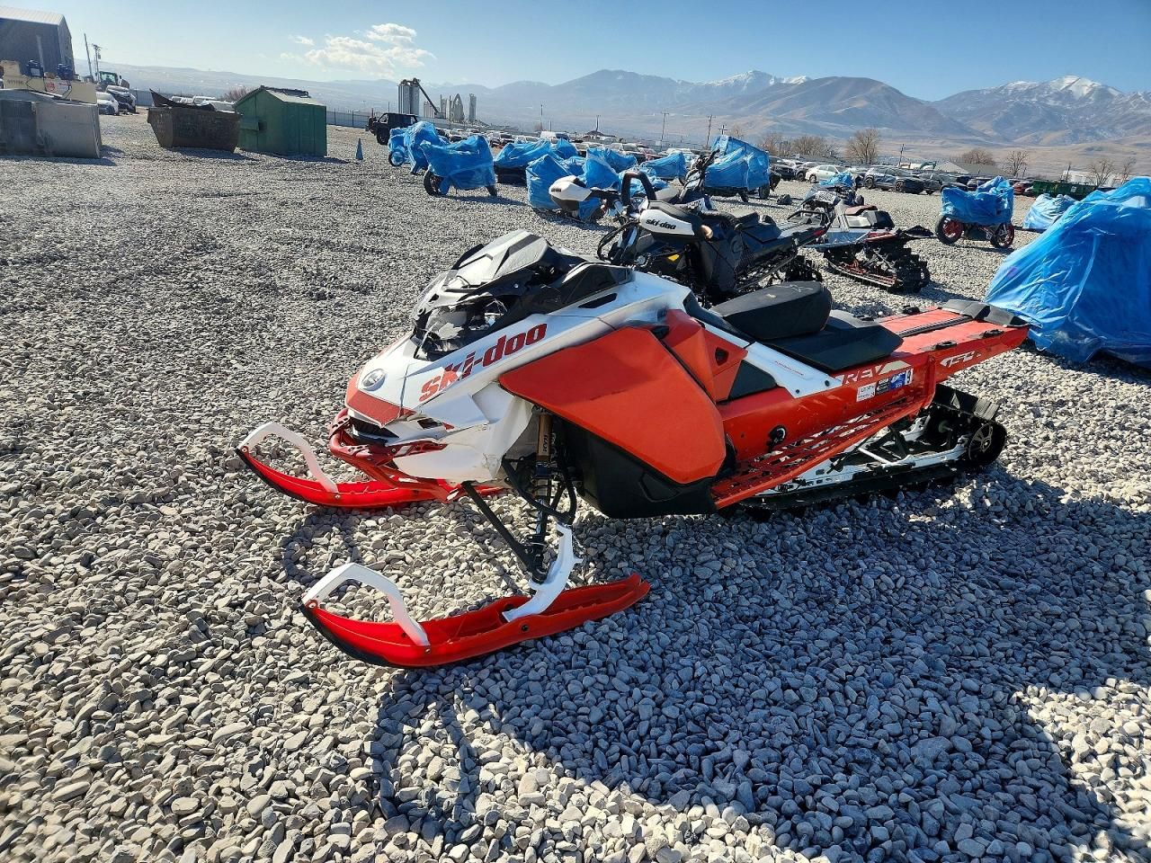 2020 Skidoo 2020 Skidoo Summit