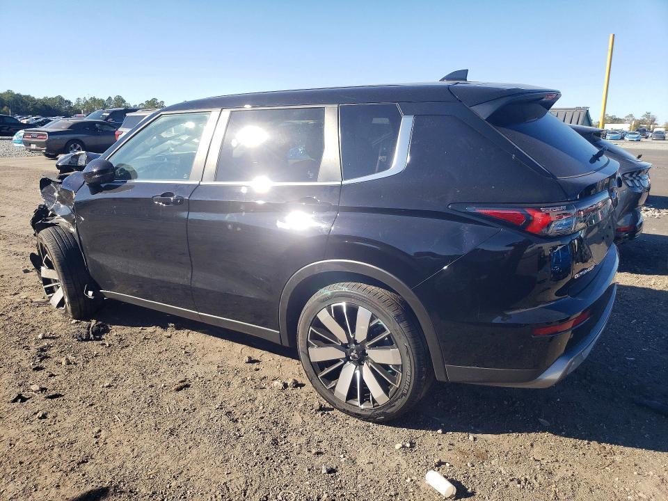 2025 Mitsubishi Outlander se