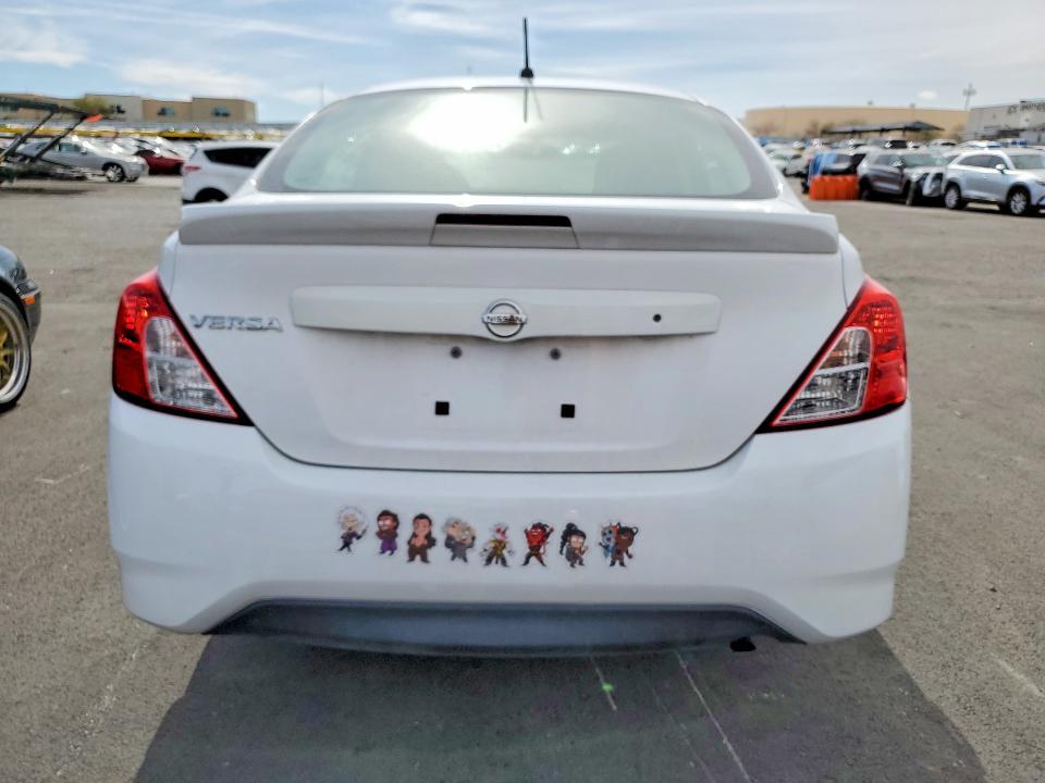 2018 Niss Versa
