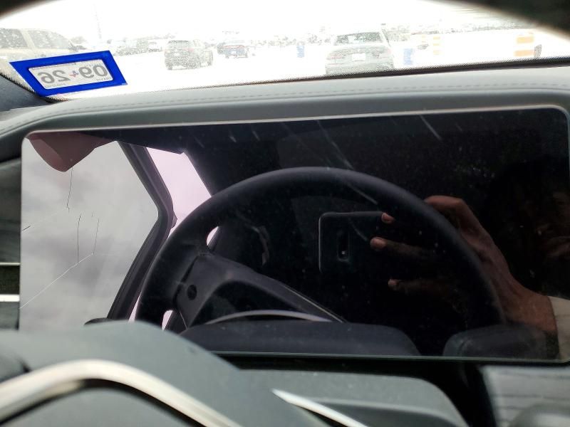 2023 Rivian R1S Adventure