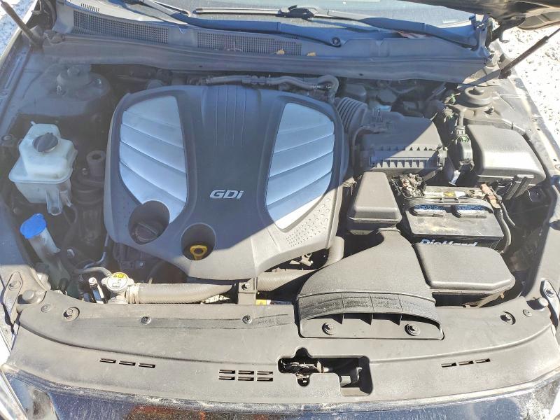 2015 KIA Cadenza Premium