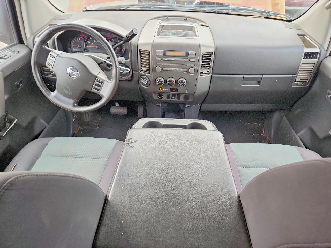 2005 Nissan Titan XE