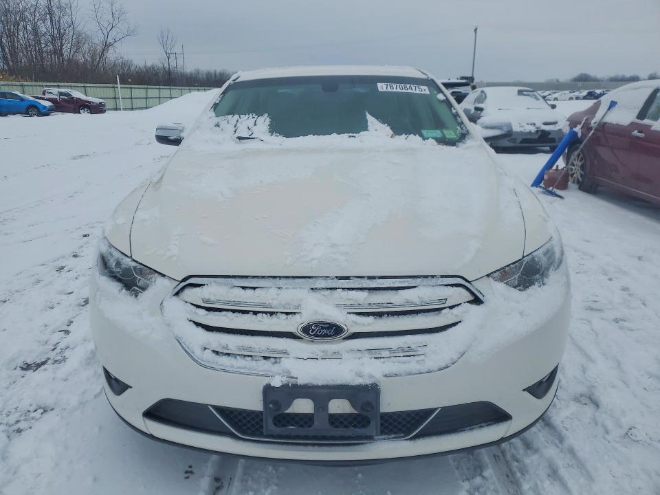 2016 Ford Taurus Limited