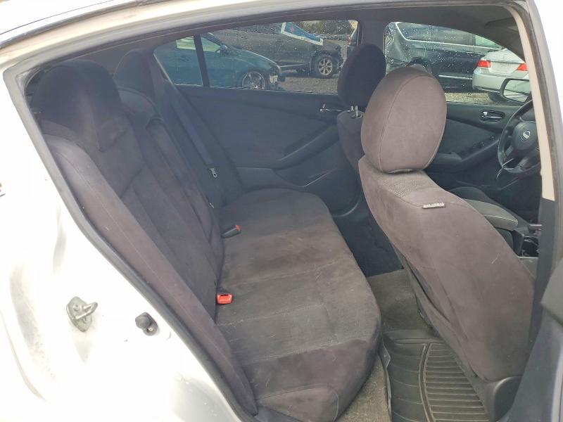 2011 Nissan Altima Base