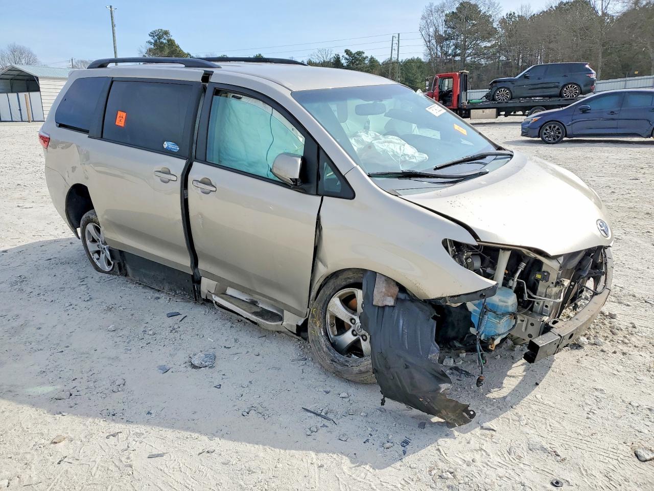 2015 Toyota Sienna le