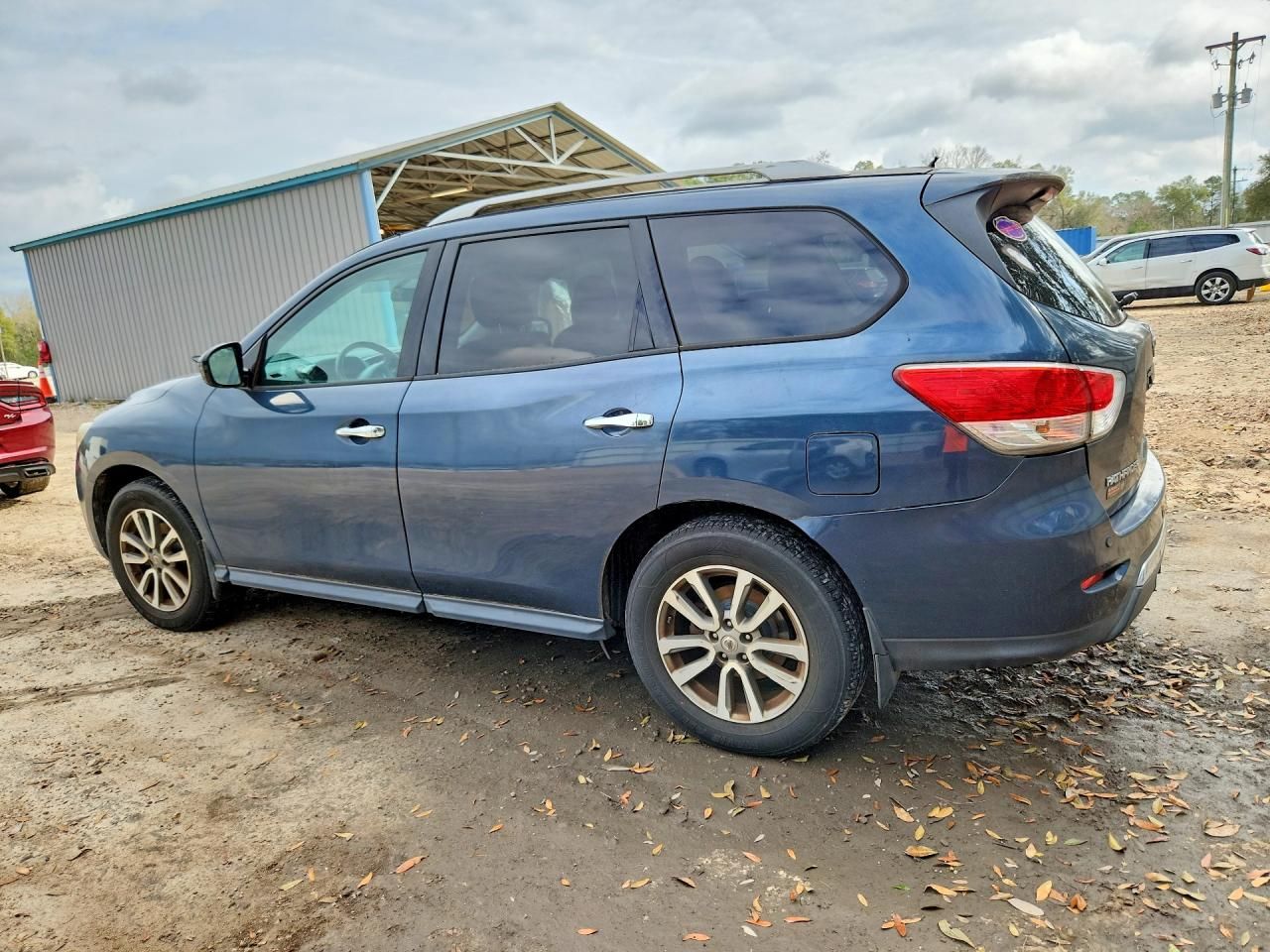 2014 Nissan Pathfinder s