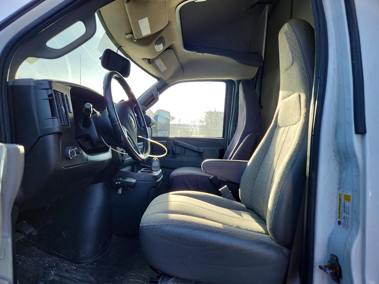 2021 Chev Express G3500