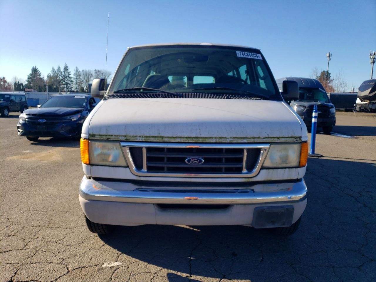 2003 Ford Econoline E350 Super Duty Wagon