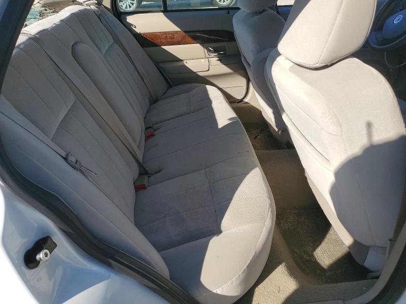 2008 Mercury Grand Marquis gs