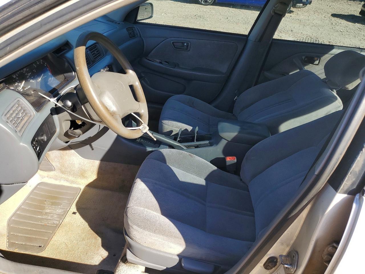 2000 Toyota Camry ce