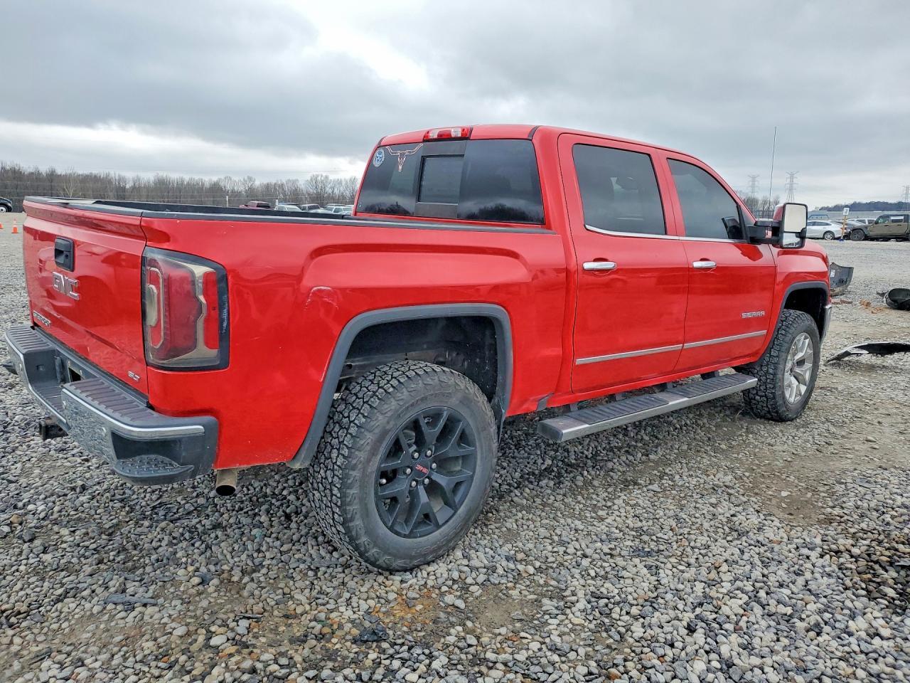 2018 GMC Sierra K1500 SLT