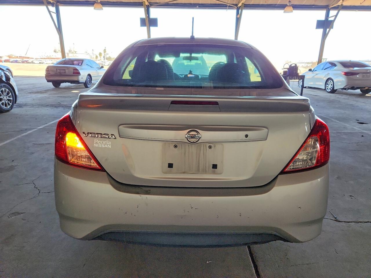 2017 Nissan Versa s