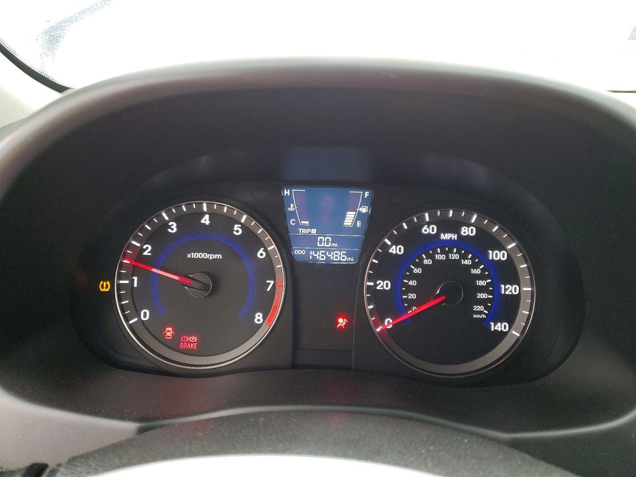 2013 Hyundai Accent gls