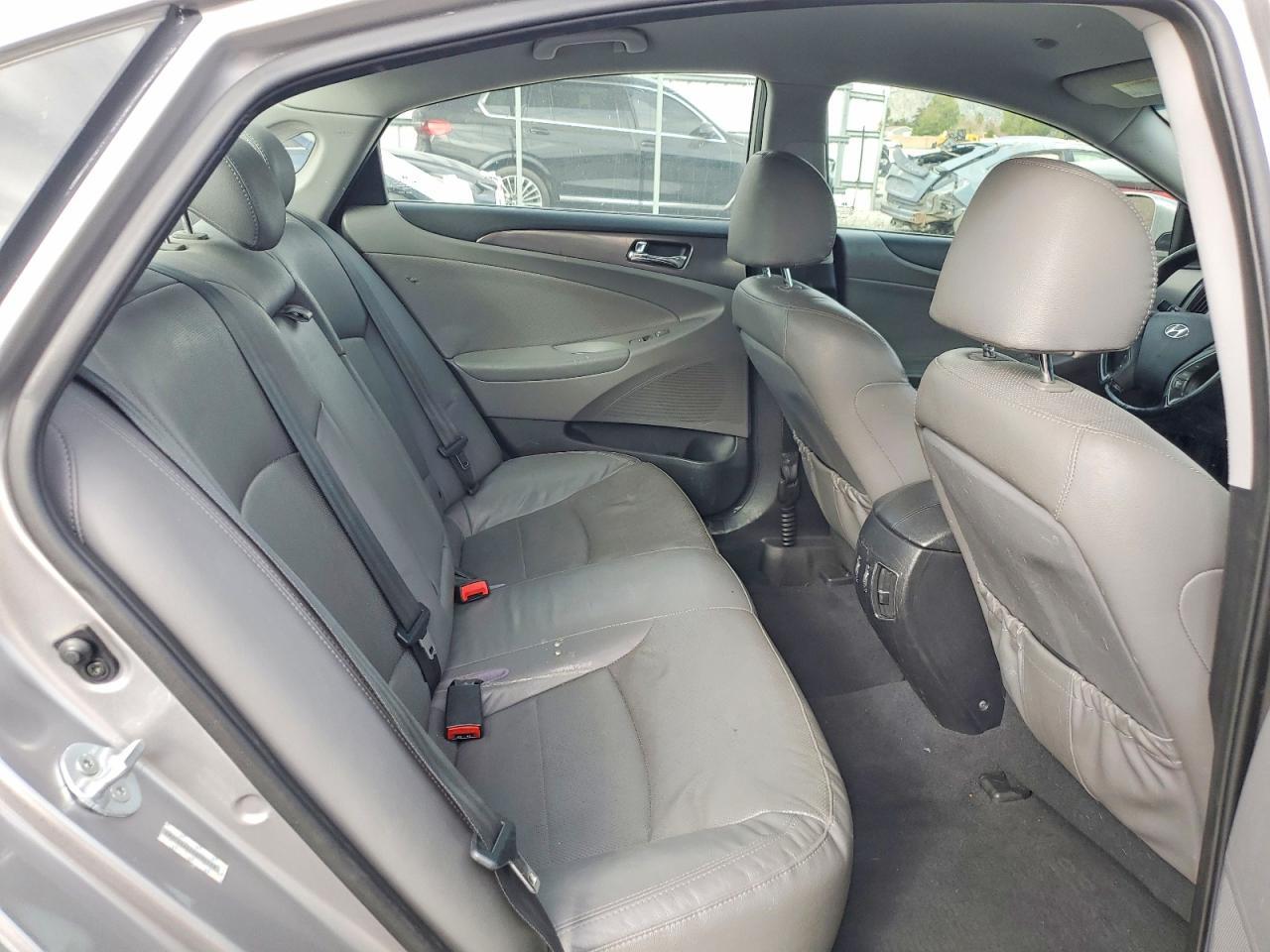 2013 Hyundai Sonata Hybrid