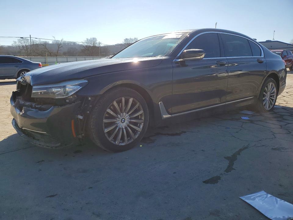 2016 BMW 740 i