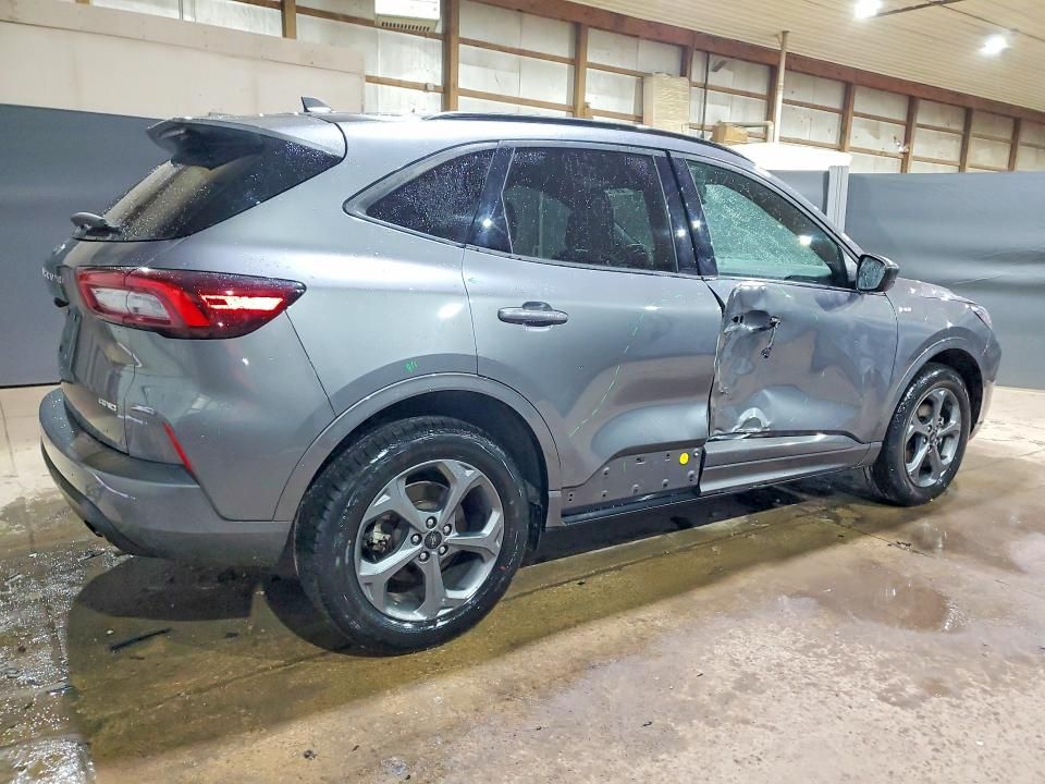 2024 Ford Escape st Line