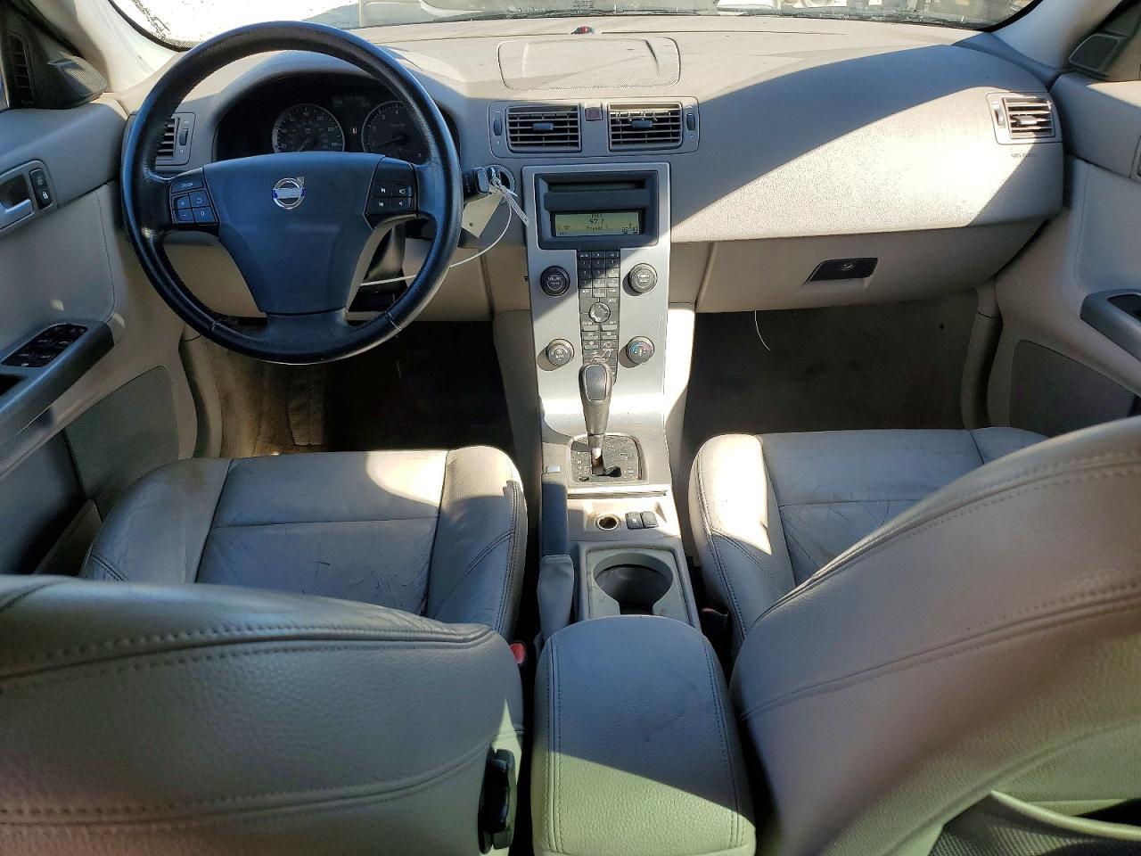 2005 Volvo S40 2.4i