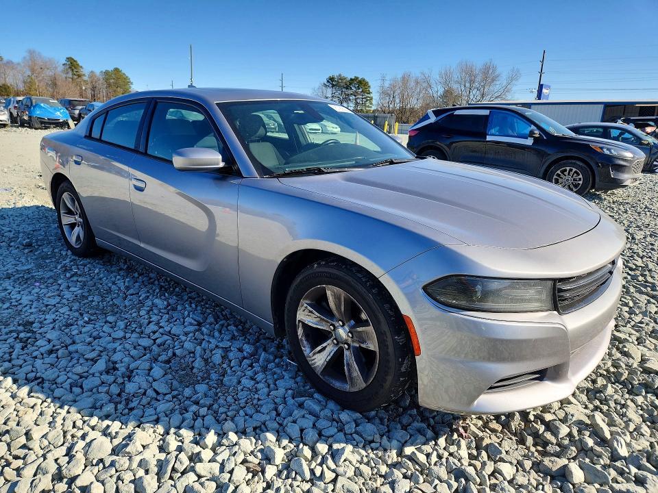 2015 Dodge Charger sxt