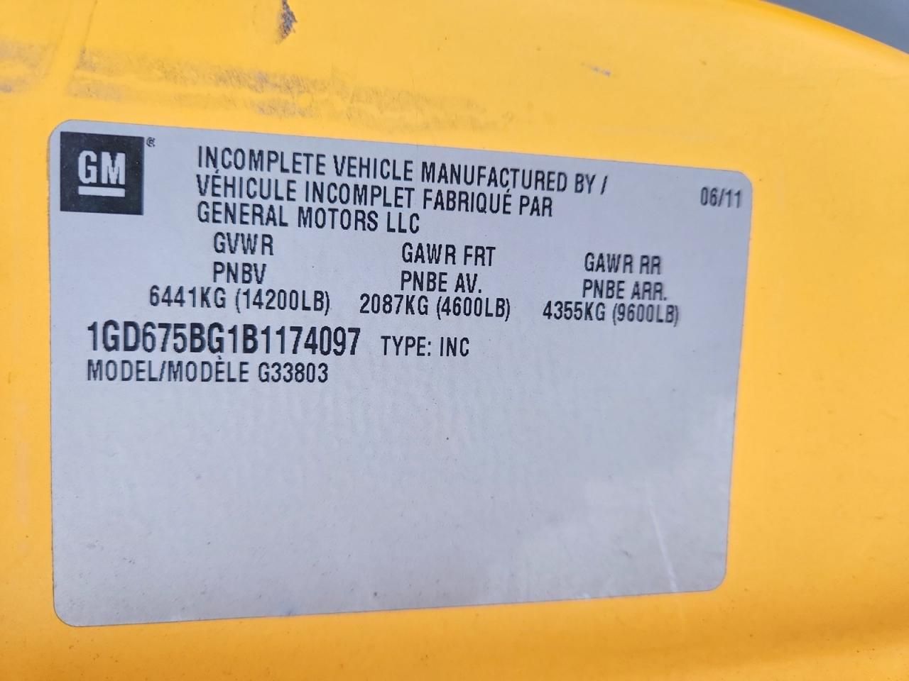 2011 GMC Savana Cut-school bus