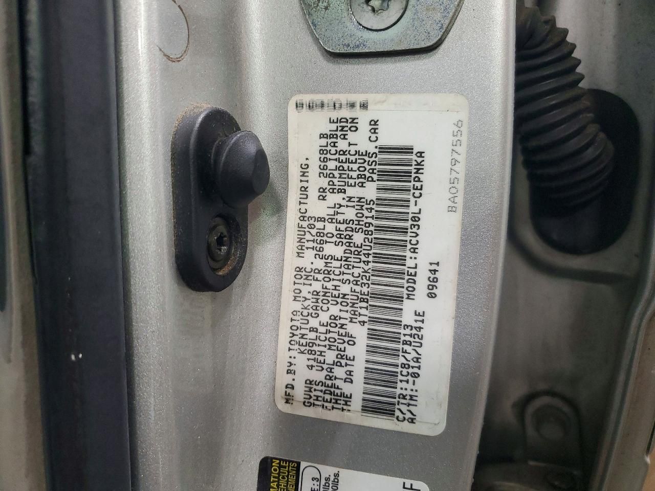 2004 Toyota Camry le
