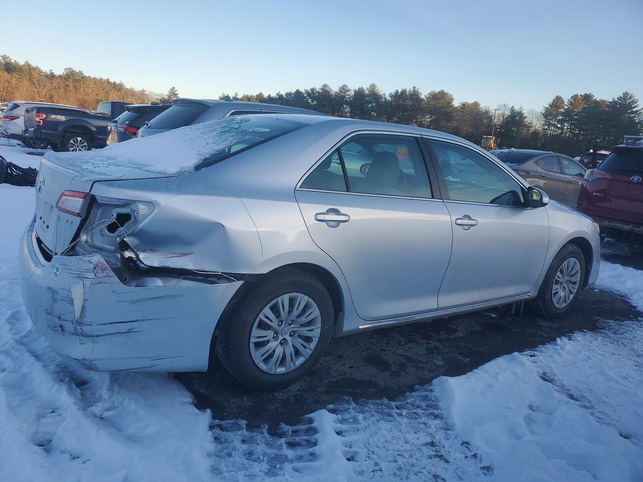 2014 Toyota Camry l