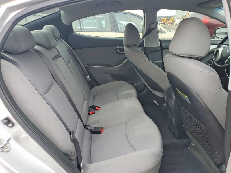 2012 Hyundai Elantra