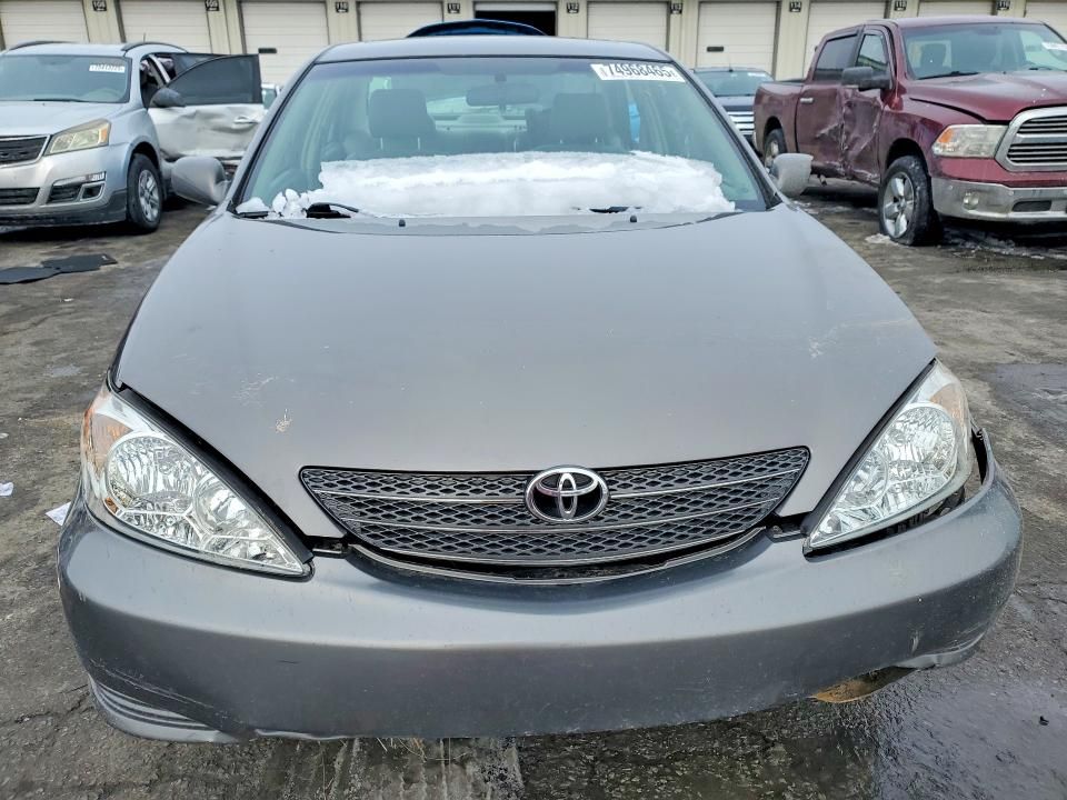 2002 Toyota Camry le