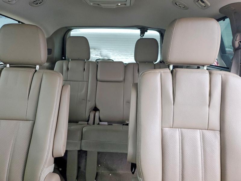 2013 Chrysler Town & Country Touring l
