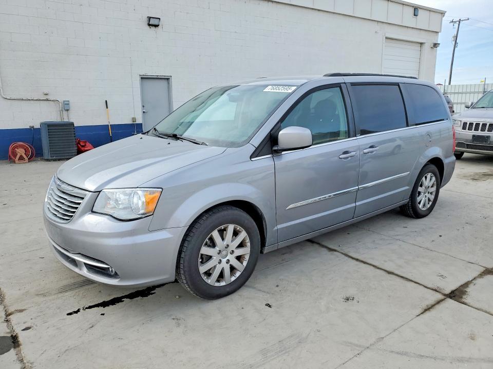 2014 Chrysler Town & Country Touring