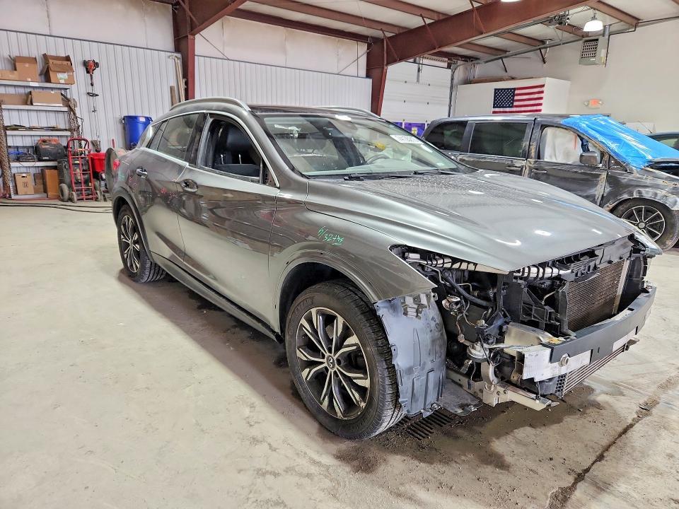 2017 Infiniti Qx30 Base