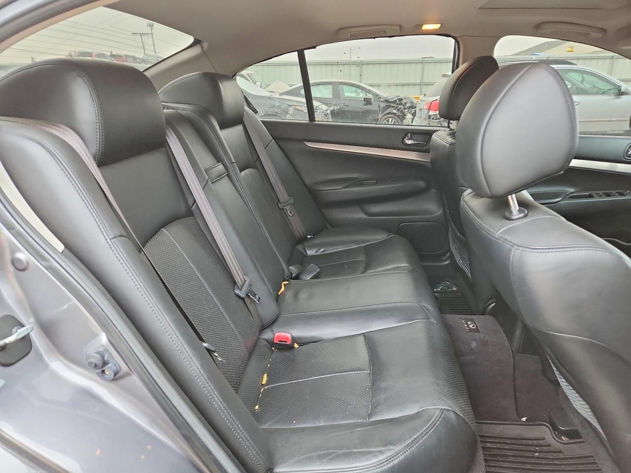 2013 Infinity G37 Sedan
