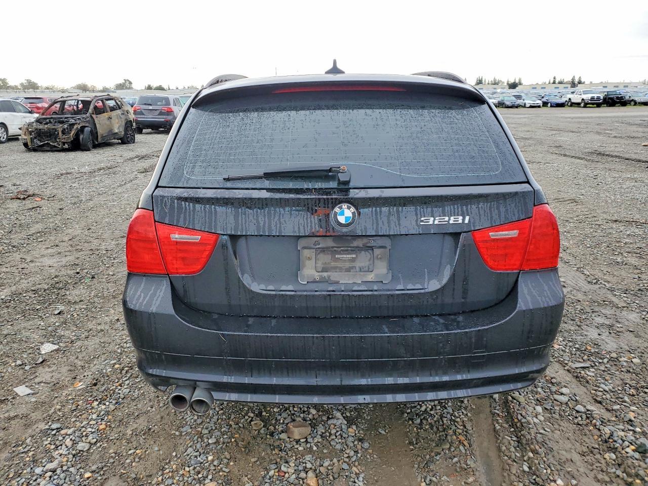 2012 BMW 328 i