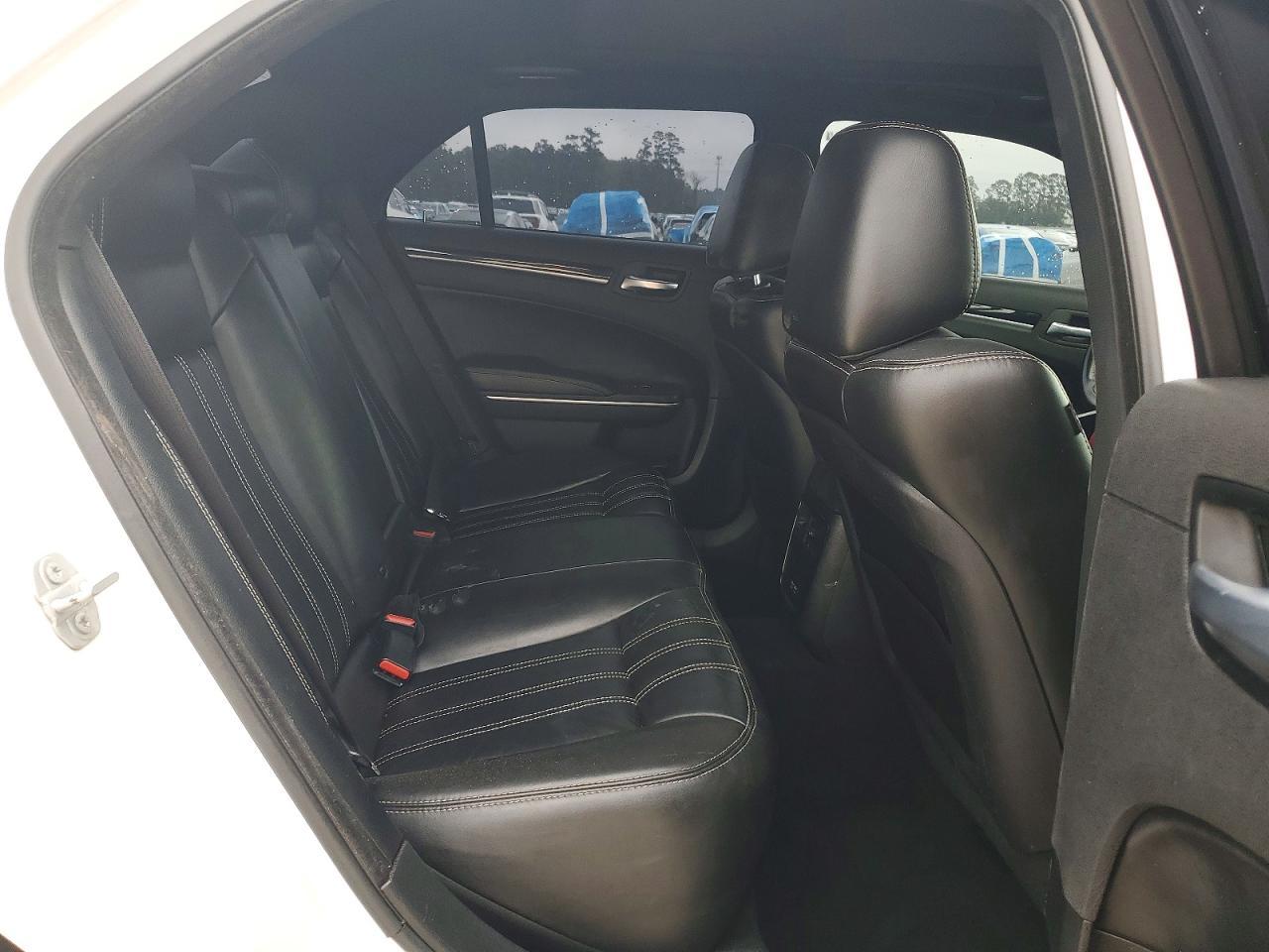 2021 Chrysler 300 s