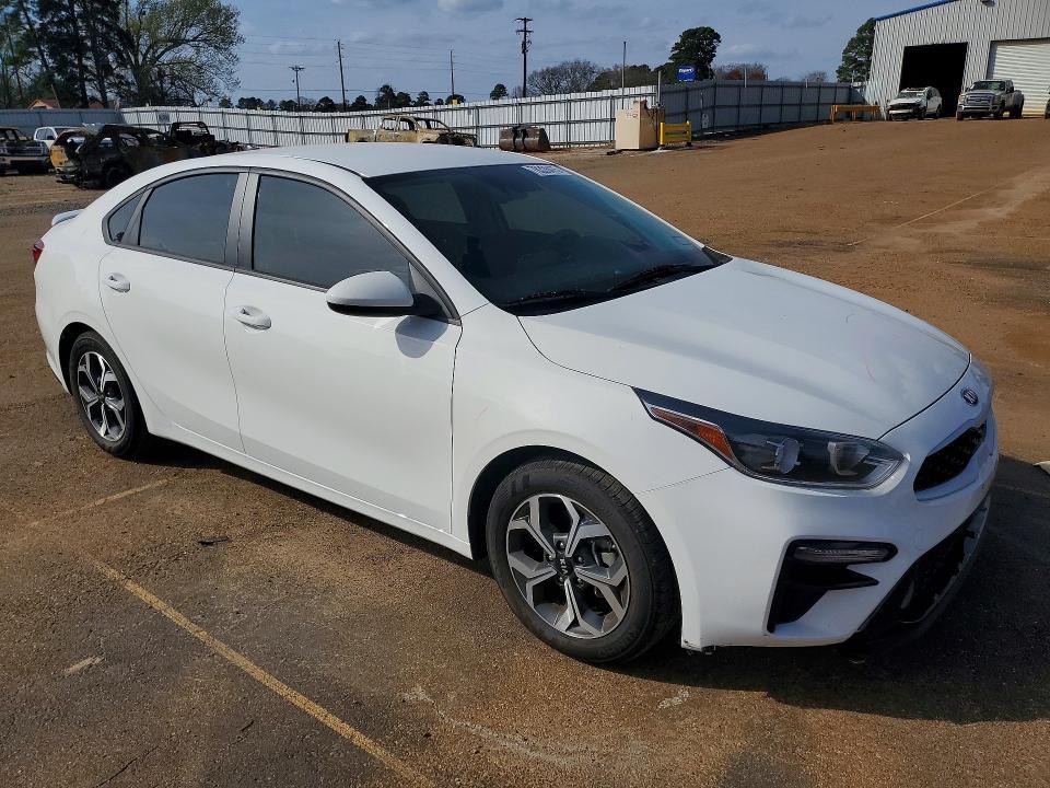 2021 KIA Forte lxs