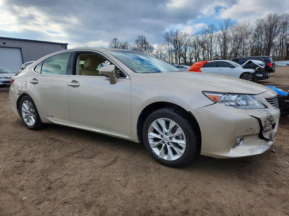 2015 Lexus Es 300h