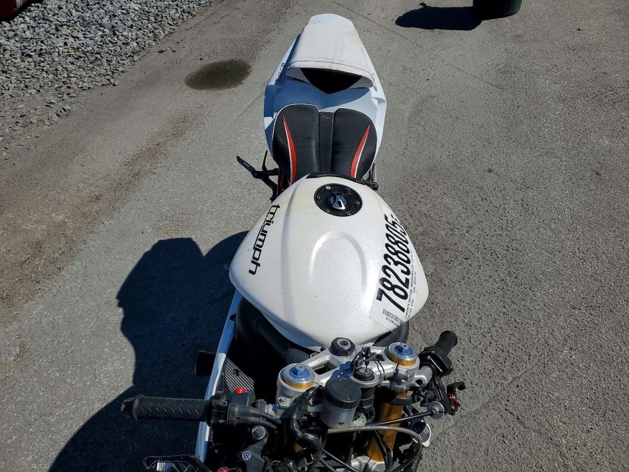 2011 Triumph Daytona 675