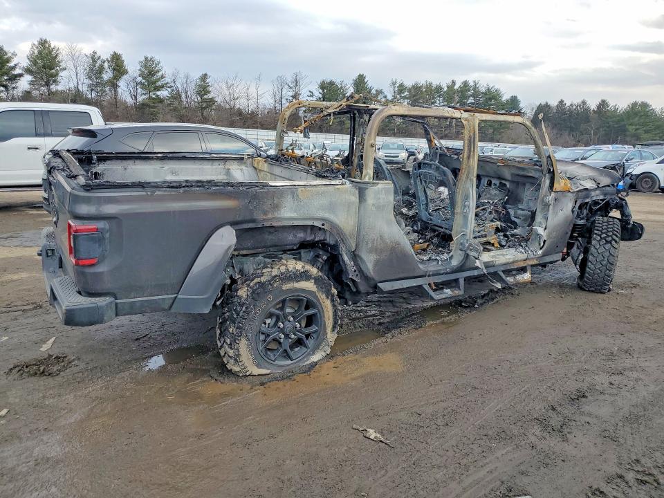 2024 Jeep Gladiator Sport
