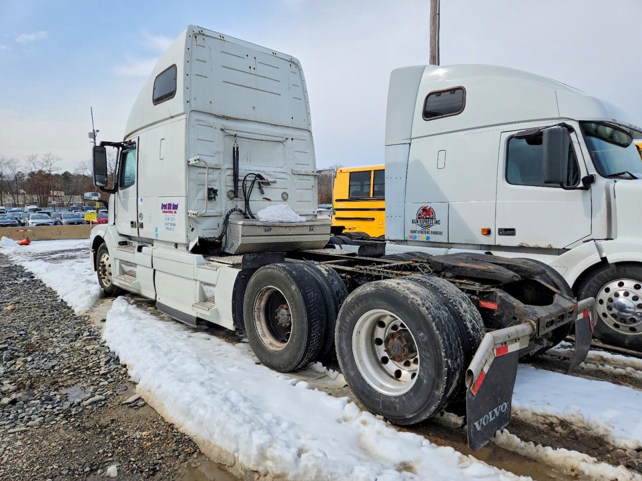 2016 Volvo VN VNL