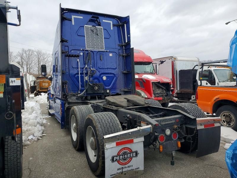 2018 Freigliner 2018 Freightliner Cascadia 125 Semi Truck