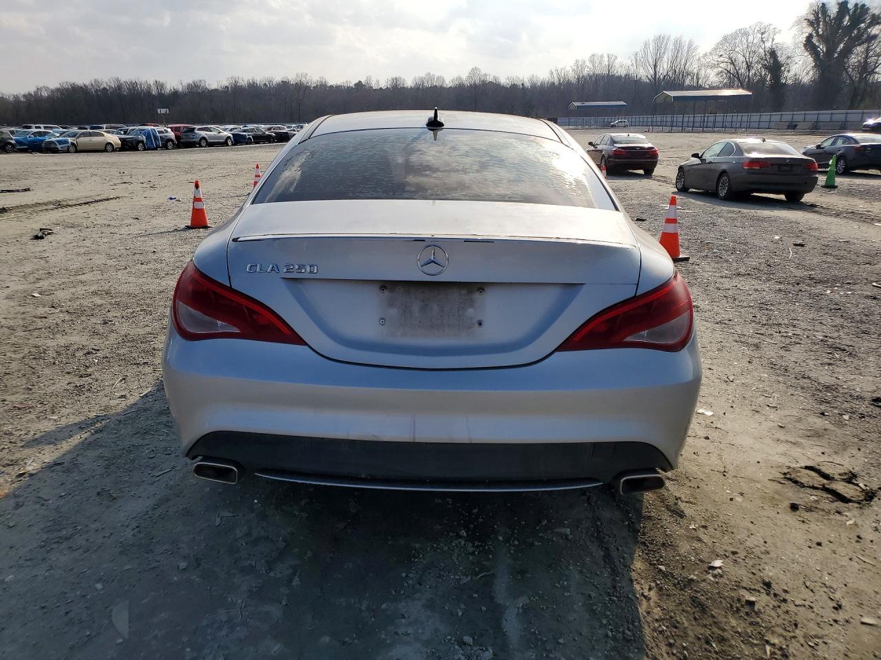 2015 Mercedes-Benz Cla 250