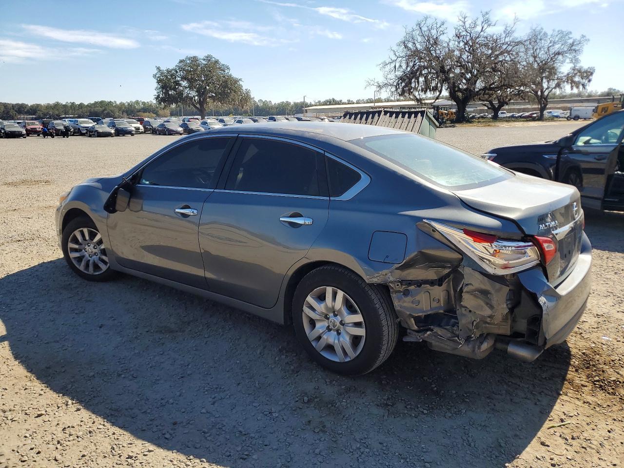 2017 Niss Altima 2.5