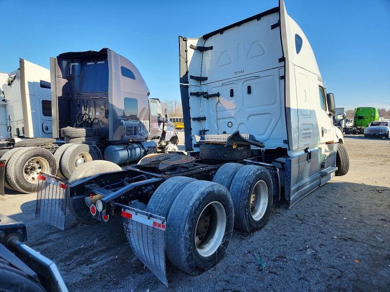 2022 Freigliner 2022 Freightliner Cascadia 126 Semi Truck