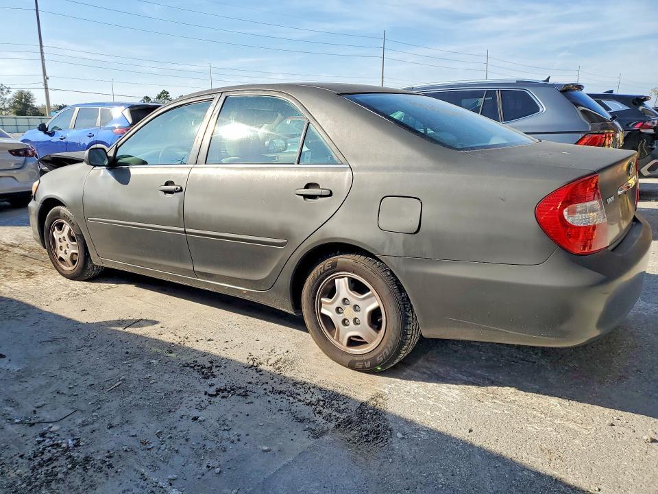 2002 Toyota Camry le V6