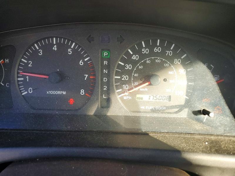 2000 Toyota Sienna xle