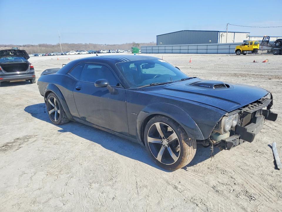 2015 Dodge Challenger sxt Plus