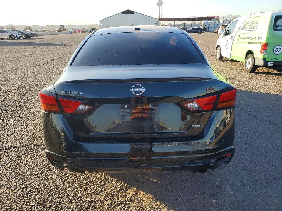 2024 Nissan Altima 2.5 sr