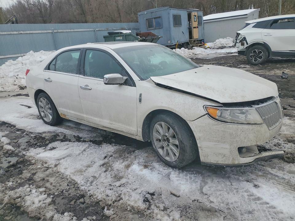 2011 Lincoln Townhouse MKZ
