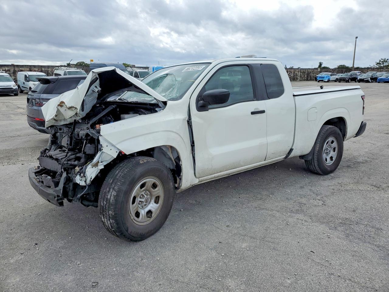 2024 Nissan Frontier S